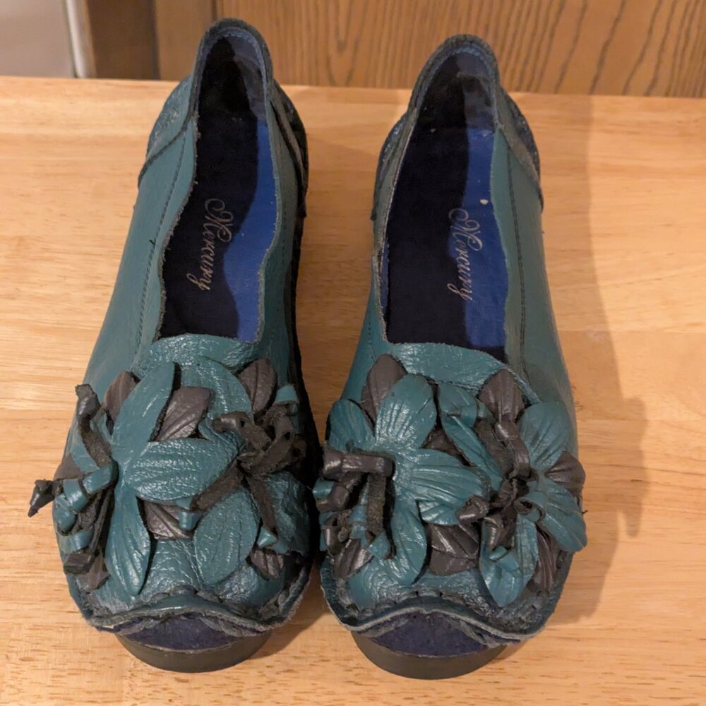 Mercury Floral Teal Flats-Size 250/8 - Picture 2 of 11